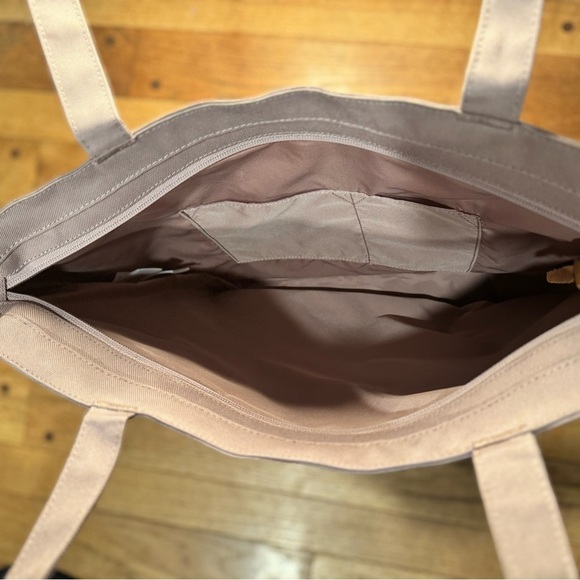 Herschel Supply Company Mauve/Lavender Tote Bag - Picture 4 of 5